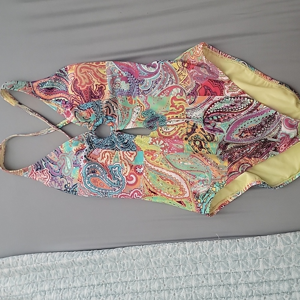 Bleu Rod Beattie Women's Multicolor Paisley Print One-Piece Swimsuit - Size 6